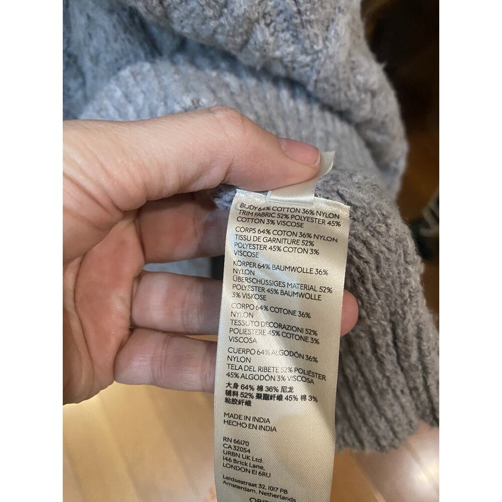Brand new with tag! Free People Women's Medium Gray Cable Knit Dress Oversized - Picture 4 of 5